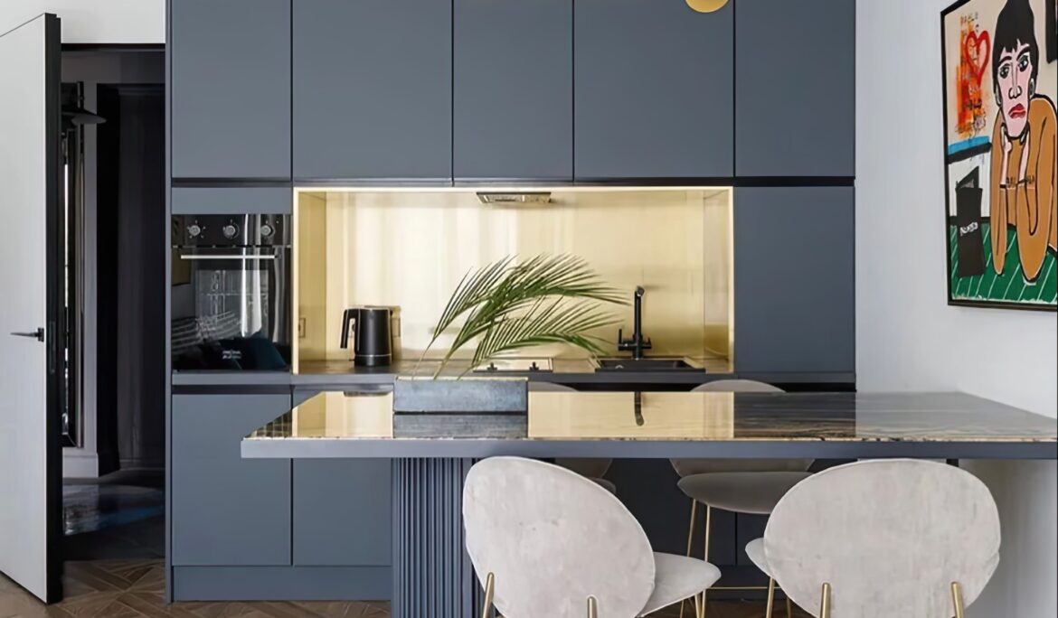 Modern blue kitchen Dubai design | Compact modern blue kitchen with full-height deep blue-gray cabinetry